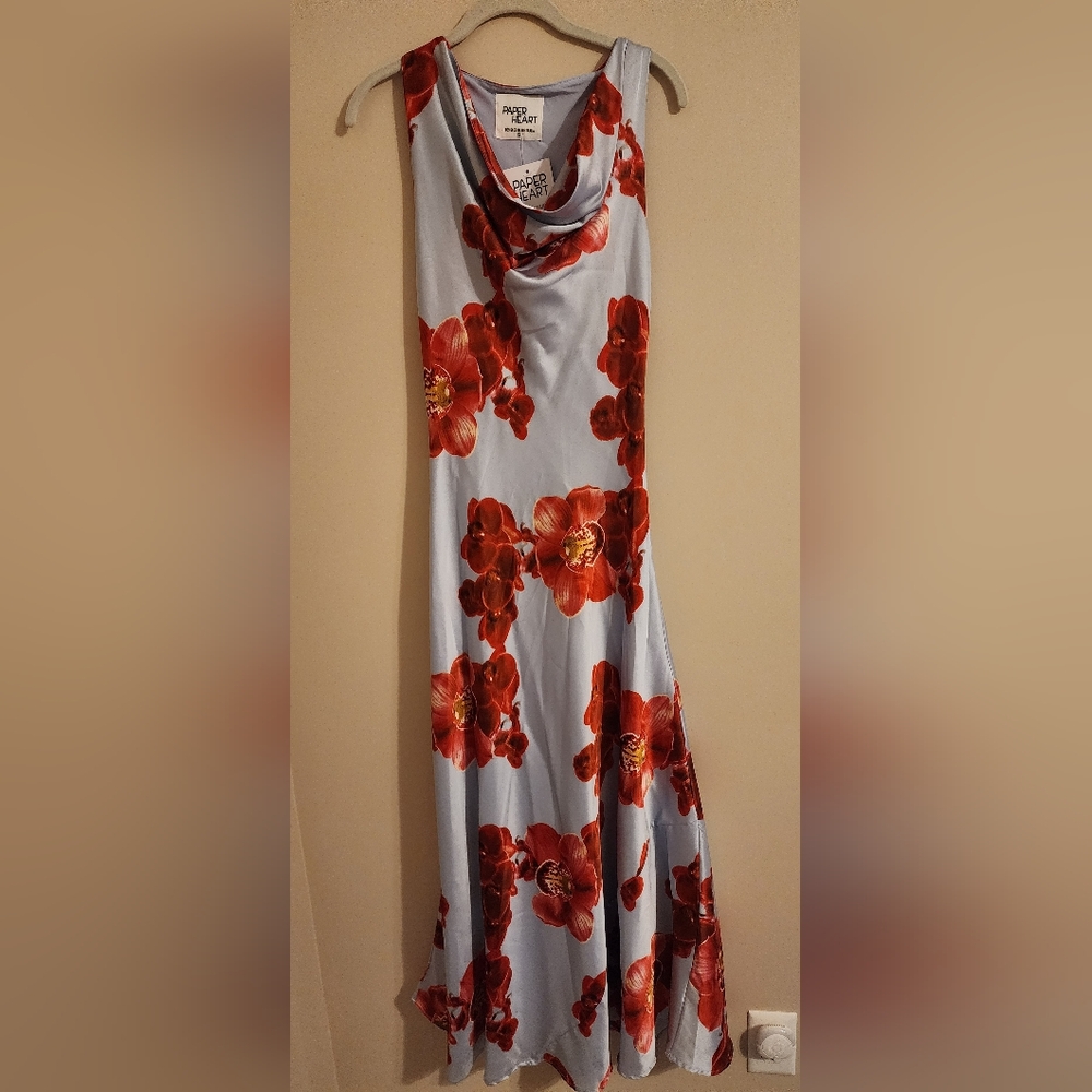 Floral Sleeveless Maxi Dress - Red and Gray - Picture 3 of 4